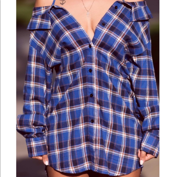 off the shoulder flannel dress Red Checkered Flannel 2 piece off cold shoulder oversized shirt dress with ribbed black top , Women's Fashion, Tops, Other Tops on Carousell